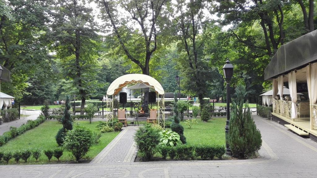 Delice Lviv Exterior foto
